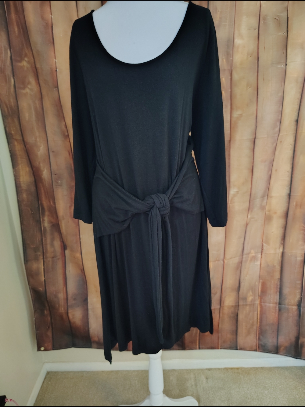 Pictures Don't Do It Justice! A New Day: Black Long-Sleeve Knot-Waist Midi Dress